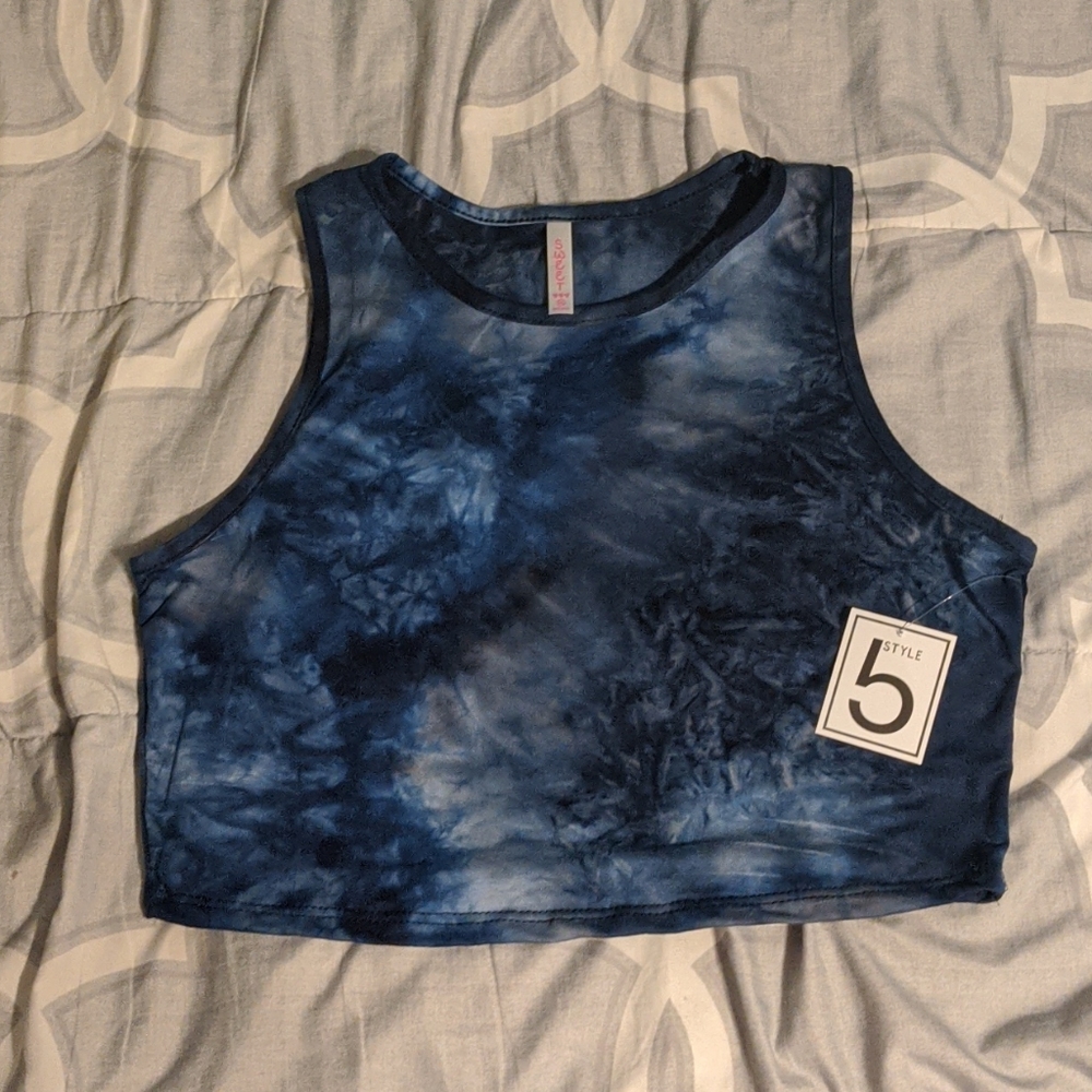 Brand new with tag cropped tee